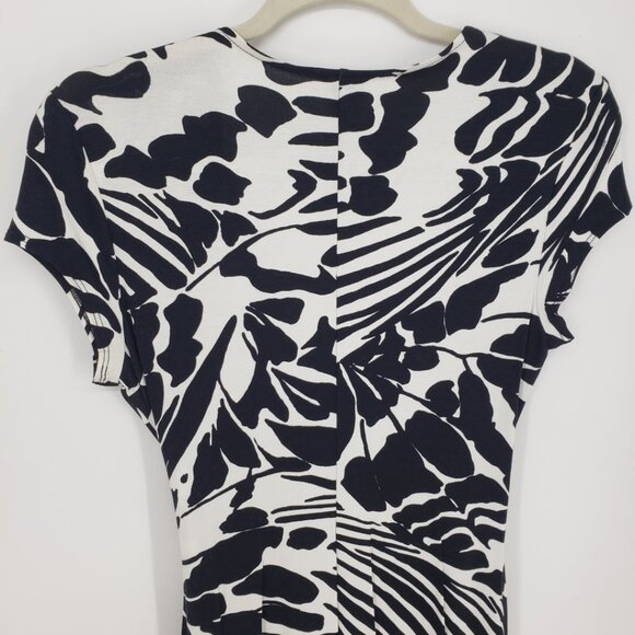 3/$25 Cache Faux Wrap Dress L Abstract Floral Bodycon Sheath Cap Sleeve Black - Picture 7 of 9
